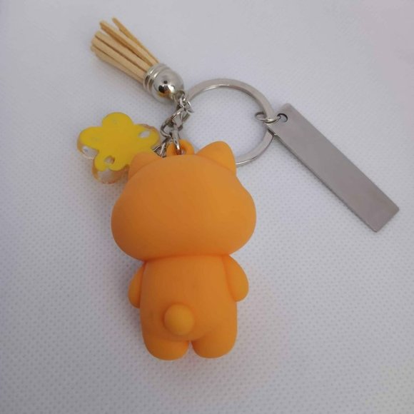 Shiba Inu Dog Mom Keychain with Accessories - Picture 5 of 5